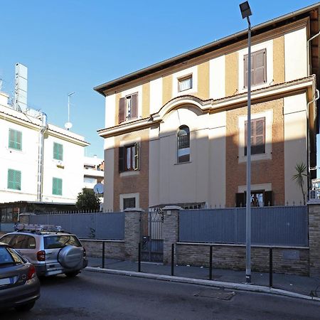 Cornelia - Charme Apartment Rome Exterior photo
